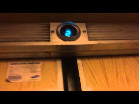 Видео: Электрический лифт в поликлинике с индикатором ИВ-12