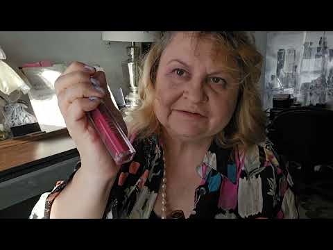 Видео: КРАШУСь-МАЖУСь.БОЛТАЛК А, В ТЕМНОТЕ  ОЧЕНь  ТЕМНОЙ ПОМАДОЙ   MILANI,#болталка , #кино ,ПРО #кино