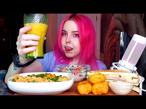 Видео: лапша samyang , хотстеры,сэндвич и салат мукбанг/чуть не сперли собаку/mukbang