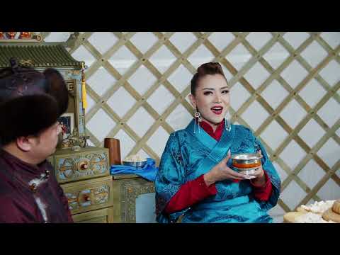 Видео: МУГЖ Л.Болдбаатар, С.Сэрчмаа - Сар шинийн баяр