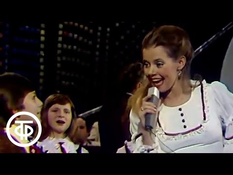 Видео: Людмила Сенчина и Большой детский хор ЦТ и ВР "Камушки". Песня - 78 (1978)