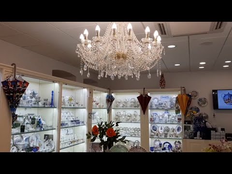 Видео: ШЕДЕВРЫ ИФЗ В НАШЕМ МАГАЗИНЕ И МОЯ ПОКУПКА