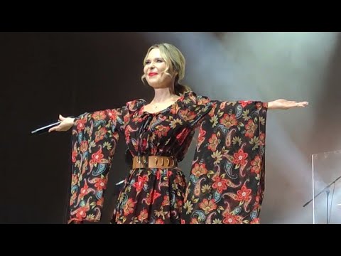 Видео: Пелагея - Деревня