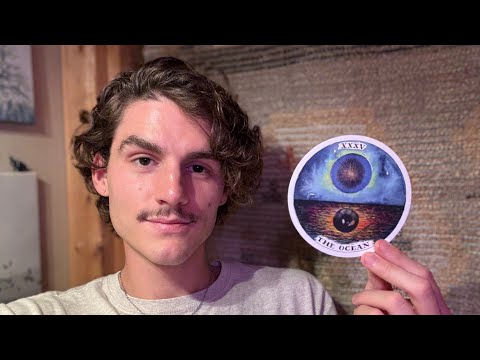 Видео: Ты — океан. Что-то глубокое в твоей жизни заканчивается, и теперь может начаться что-то новое.