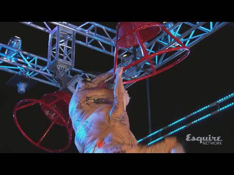 Видео: ДИНОЗАВР ПРОХОДИТ ПОЛОСУ ПРЕПЯТСТВИЙ