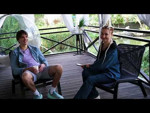 Видео: Интервью с основателем и одним из преподавателей школы Барберов КМS