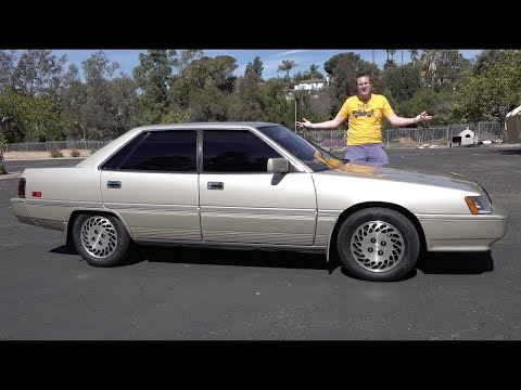 Видео: Mitsubishi Sigma 1990 года - это странный люксовый седан о котором вы никогда не слышали