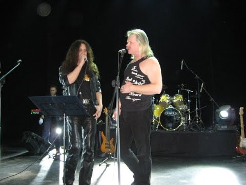 Видео: Александр Монин  в концерте-презентации Сергея Скачкова "Земляне". г.Москва, 02.02.2008г.