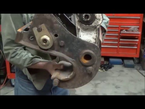 Видео: Замена втулок и пальцев на мини-экскаваторе Bobcat 331 (сокращенная версия)