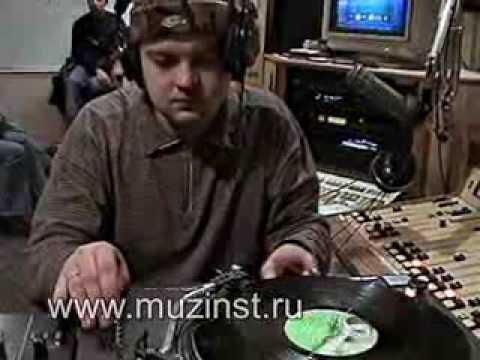 Видео: Домашнее видео из студии 106.8 FM [2/2]