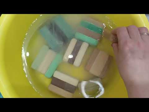 Видео: Мыление 🧼Хозяйственное мыло и прилипушки 🧼