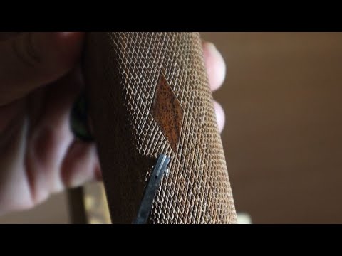 Видео: Тонкие моменты насечки на прикладе оружия
