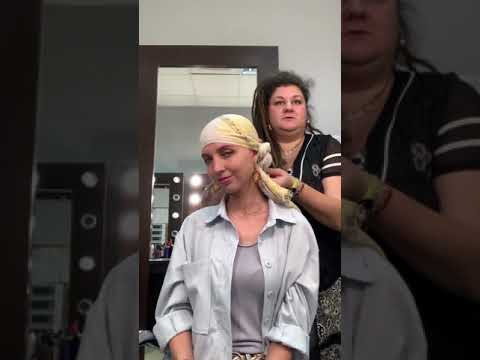 Видео: Платок вместо волос во время химиотерапии.