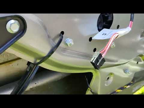 Видео: гранта фл, GRANTA FL шторка двери упала