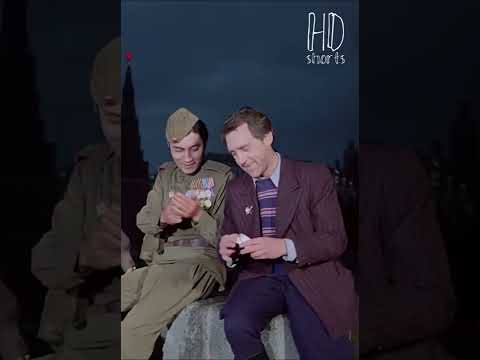 Видео: "Москва, солдат и союзнический Камель" Место встречи изменить нельзя