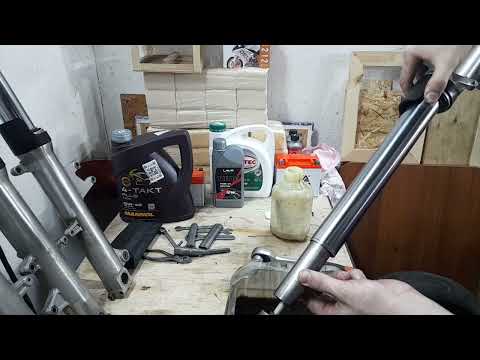 Видео: Первый запуск двигателя 2025. Замена передней подвески . HONDA CBR 1100 XX.