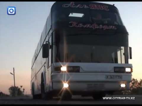 Видео: Водители автобусов рискуют жизнями пассажиров