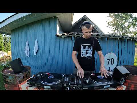 Видео: Сельский Радиокружок. Выпуск 22: M3000.  Techno & other electronic music vinyl only mix.