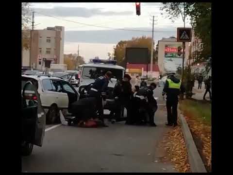 Видео: Полицейская погоня и задержание  в Биробиджане (РИА Биробиджан)