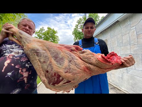 Видео: ОГРОМНЫЙ СТЕЙК ! МЯСО НА МАНГАЛЕ как приготовить рецепт