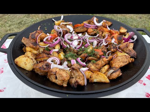 Видео: Оджахури. Мясо с Картошкой и Овощами на Садже.