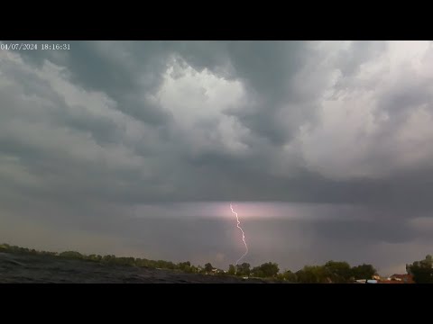 Видео: Гроза, шторм и ливень в Тополёвке 04.07.2024 ⛈️🌊☔️