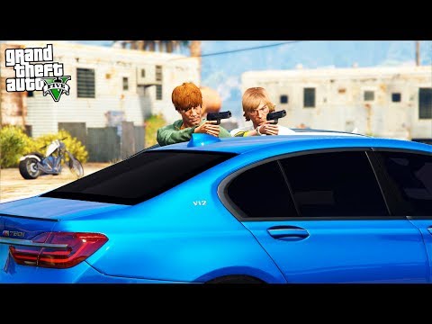 Видео: РЕАЛЬНАЯ ЖИЗНЬ В GTA 5 - МОЙ БРАТ ПРОПАЛ! ПЕРЕСТРЕЛКА С БАЙКЕРАМИ! 🌊ВОТЕР