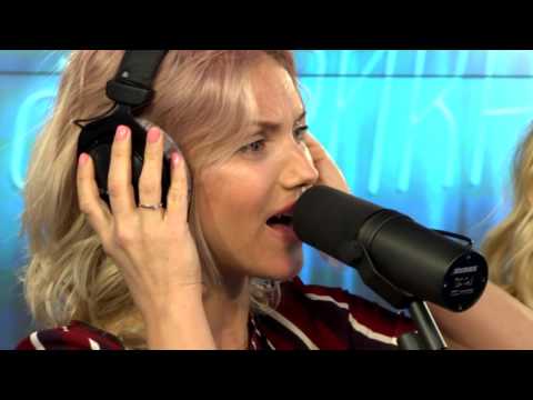 Видео: Живой концерт группы "Фабрика" в студии Авторадио (2017)