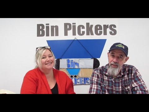 Видео: 60 фунтов одежды по 69 центов за фунт | Аутлет St. Vincent de Paul | Сборщики мусора