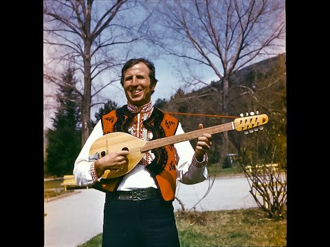 Видео: ЛИЛЯНИНО  ХОРО  ИЗПЪЛНЯВА  НА  ТАМБУРА  КИРИЛ  ТРАЙКОВ