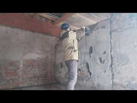 Видео: Старый мастер поделился секретом утеплëнного пола за копейки. Бетонный пол с необычным утеплителем.