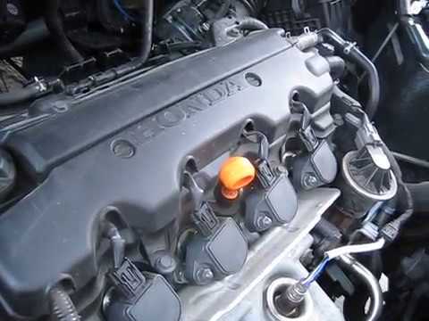 Видео: Как ведут себя верхние опоры двигателя Хонде