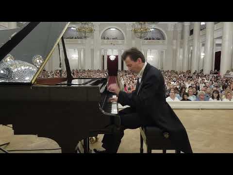 Видео: Моцарт. Фортепианный марафон. Илья ЧИРСКОВ