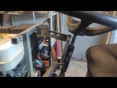 Видео: регулируемая рулевая колонка на минитрактор