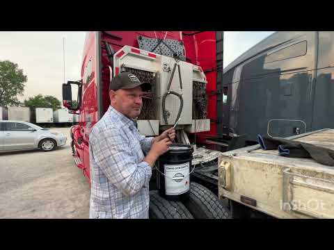 Видео: Замена масла в мостах грузовика Volvo vnl (￼ change oil in driver  axle Volvo VNL)