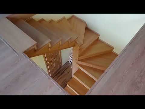Видео: Металлическая лестница и ступени из бука