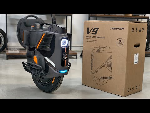 Видео: Распаковка моноколеса Inmotion V9 подвеска / накачка подвески / установка упоров Shark Pads