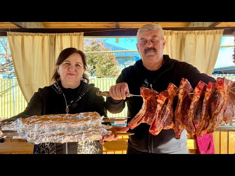 Видео: Готовим вкусный ужин: Стейк из говядины / Картошка на мангале / Грибы на мангале