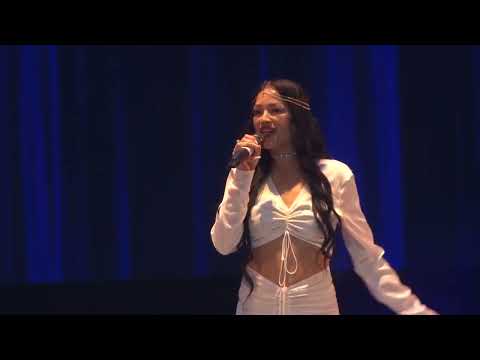 Видео: Ирина Шинжаева, Иван Шинжаев "Кӑвакарчӑнӑм"
