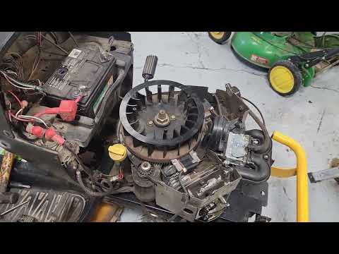 Видео: Briggs и Stratton работают только на одном цилиндре из-за диодов