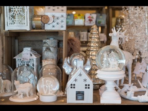 Видео: ЗАШЛА К МАМЕ В МАГАЗИН - РАЗБЕЖАЛИСЬ ГЛАЗА. РОЖДЕСТВО!