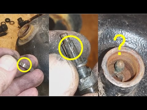 Видео: 🛠Примус Шмель-1.Как вынуть шпиндель (регулятор пламени) и (не) поломать зубы.