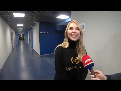 Видео: Пелагея: Если мужа Ваню позовут в Америку, решение примем на семейном совете