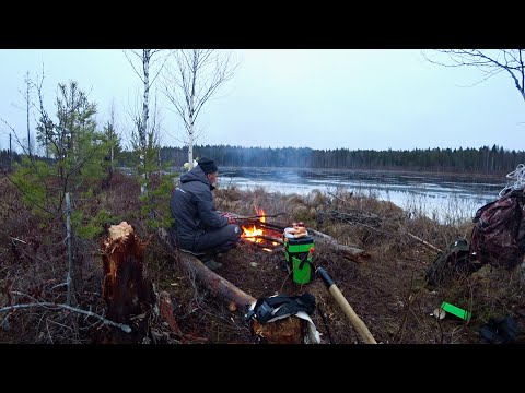 Видео: Зимняя Рыбалка на Озере. Самоловки и Блесна.