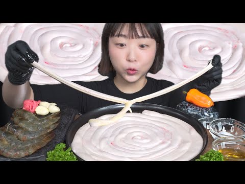 Видео: Позвоночник говядины & креветки / Mukbang eating show