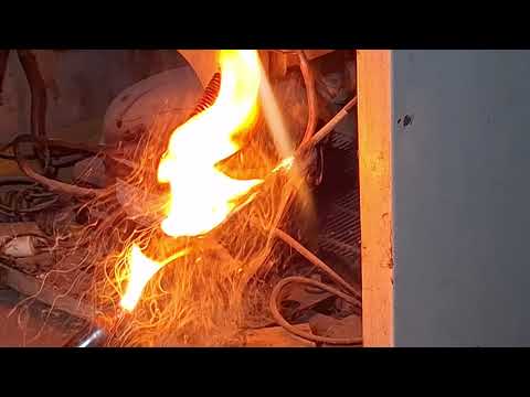 Видео: Заменя испарителя витрины