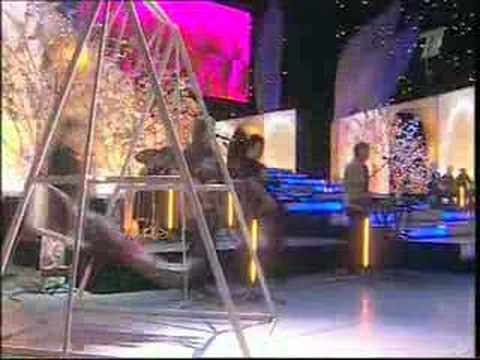 Видео: Юля Савичева - Как твои дела