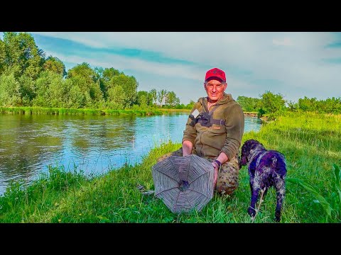 Видео: РЫБАЛКА ИЗ ДЕТСТВА! Лещ на удочку ,ставим карчажку .Весенняя ловля на поплавок