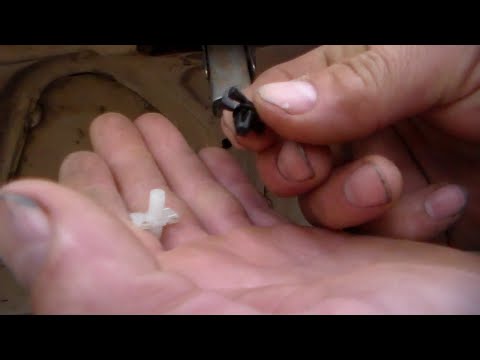 Видео: Установка молдинга  крышки  багажника ваз 2103-2106.