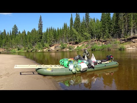 Видео: Путешествие на Ямозеро Ч6. Поход по реке Елва. Волок на реку Ирва. Один в глухой тайге. Таёжный быт